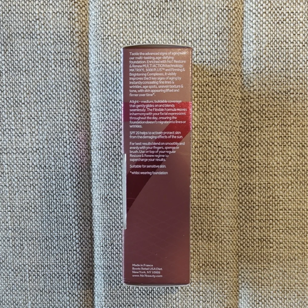 No7 Restore & Renew Serum Foundation - Porcelain